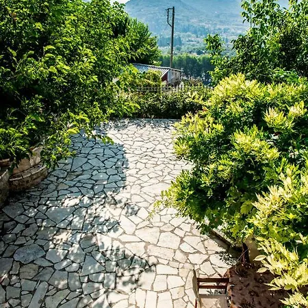Apartment Ilias *