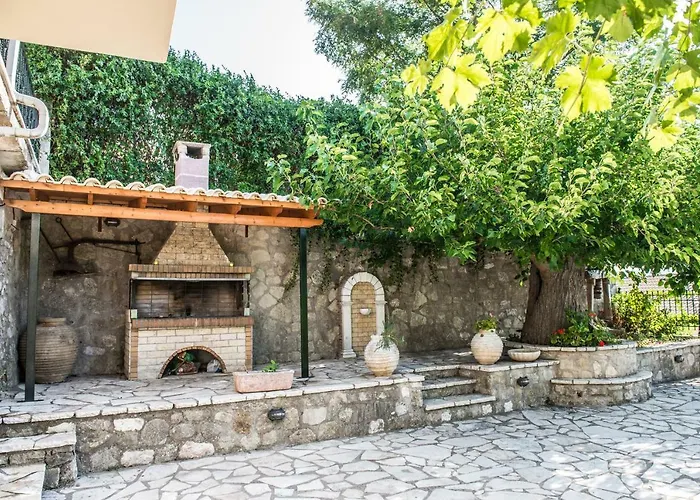 Ilias * Pinakokhorion