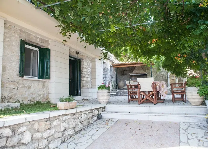 Ilias Appartement Pinakokhorion